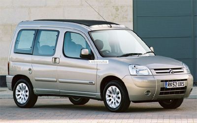 Заднее стекло правая половина без обогрева для Citroen Berlingo (96-08)