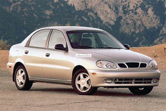 Лобове скло для Daewoo Lanos (97-17)