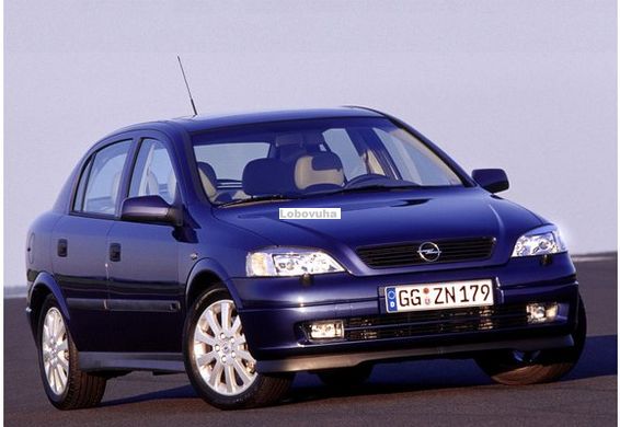 Стекло правой передней двери для Opel Astra G (98-08)
