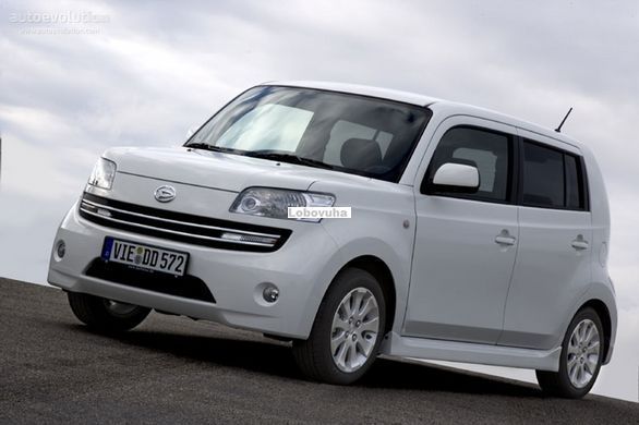 Лобовое стекло для Daihatsu Materia (06-12)